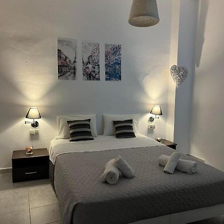 Zolfo Antico Beach Apartment Perissa Bagian luar foto