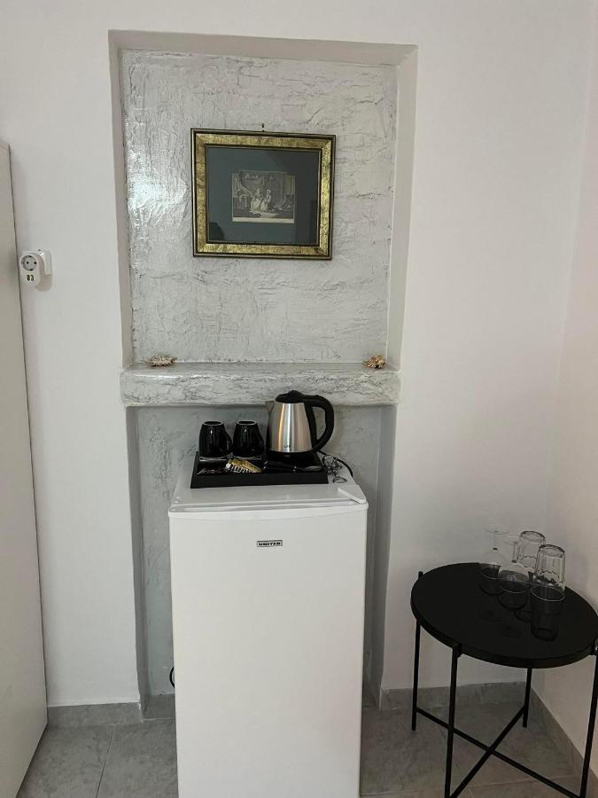 Zolfo Antico Beach Apartment Perissa Bagian luar foto