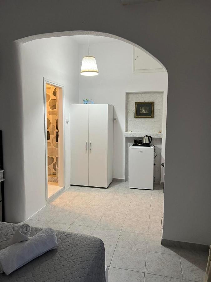 Zolfo Antico Beach Apartment Perissa Bagian luar foto