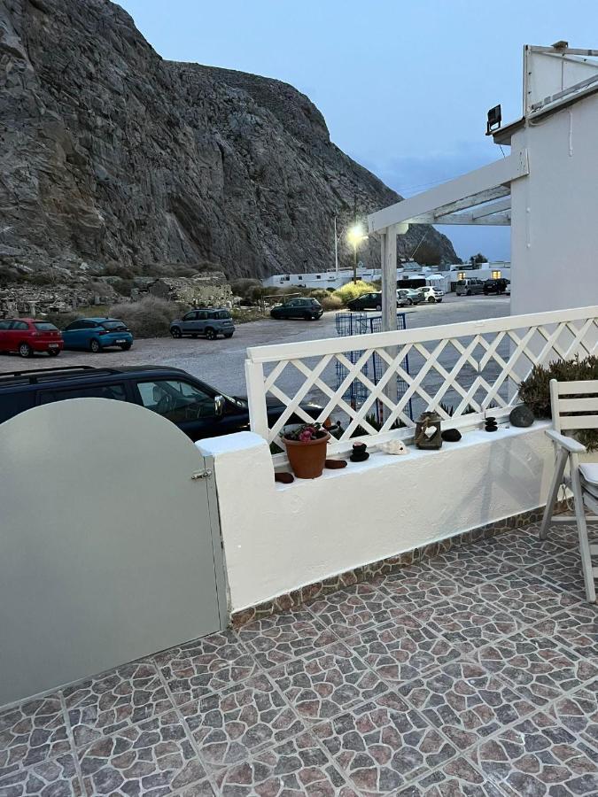 Zolfo Antico Beach Apartment Perissa Bagian luar foto