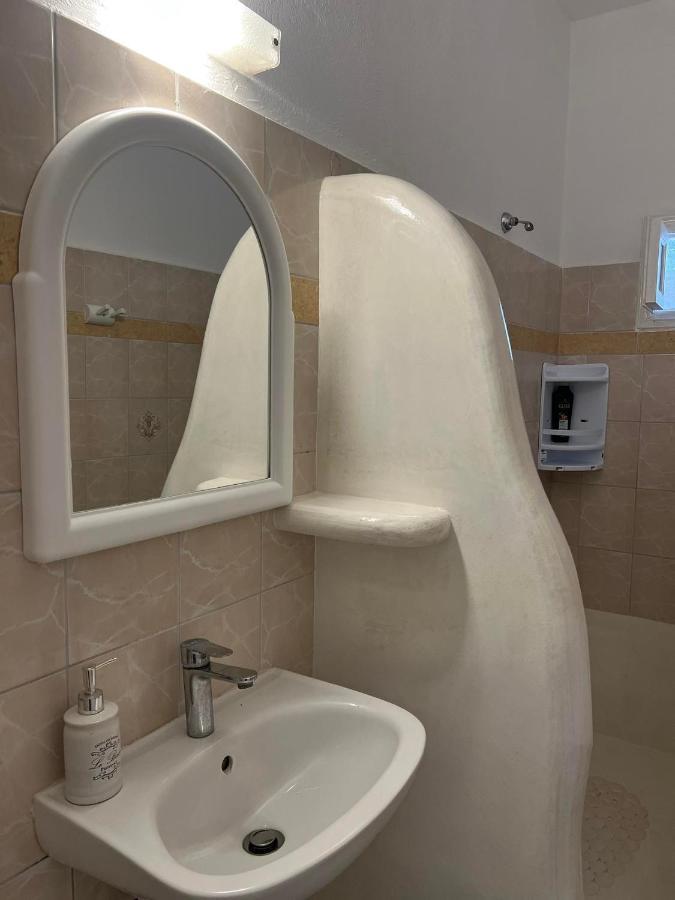 Zolfo Antico Beach Apartment Perissa Bagian luar foto