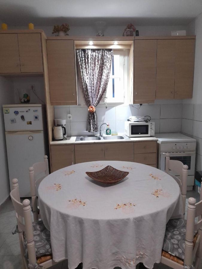 Zolfo Antico Beach Apartment Perissa Bagian luar foto