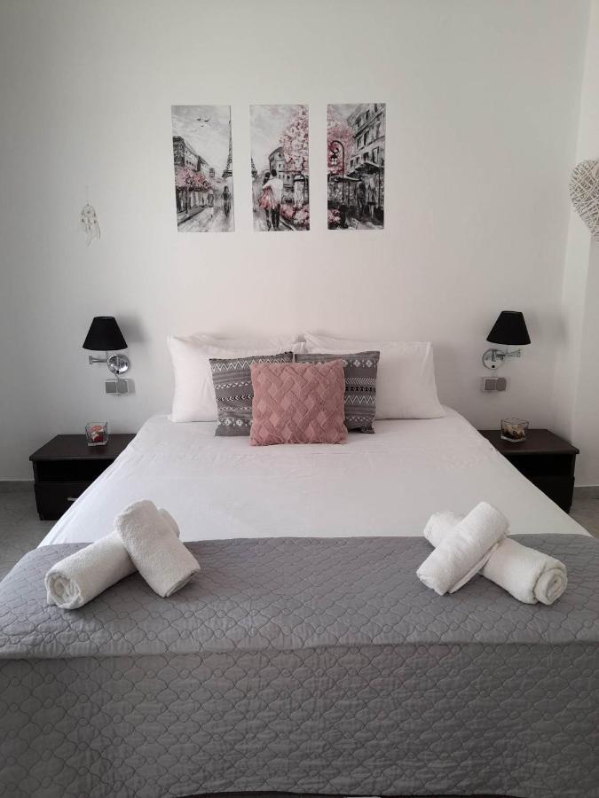 Zolfo Antico Beach Apartment Perissa Bagian luar foto