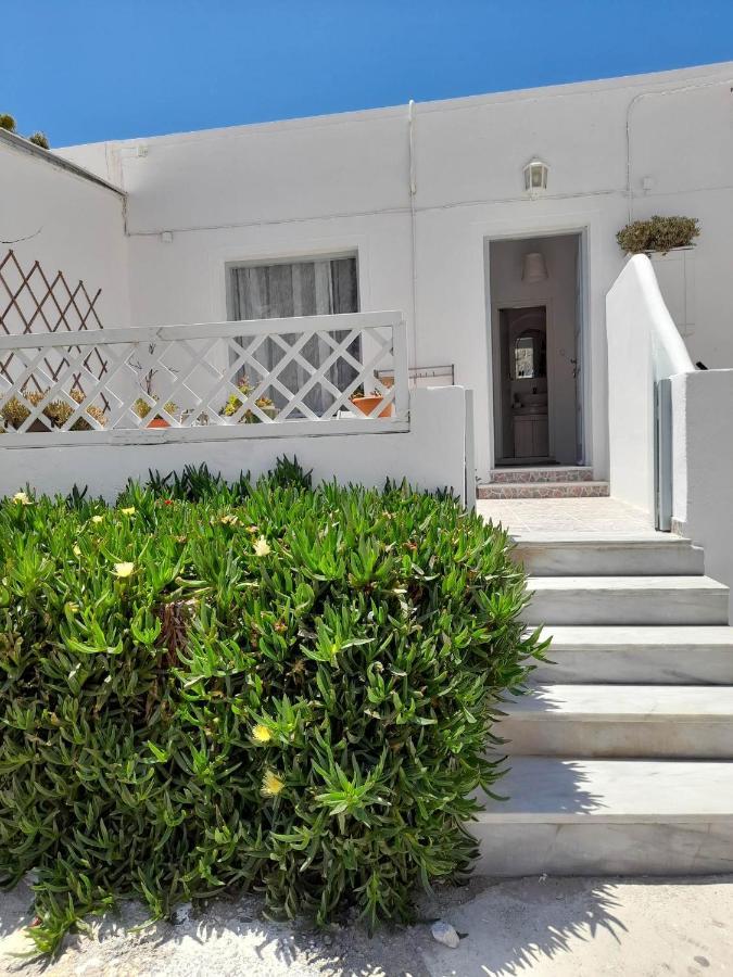 Zolfo Antico Beach Apartment Perissa Bagian luar foto